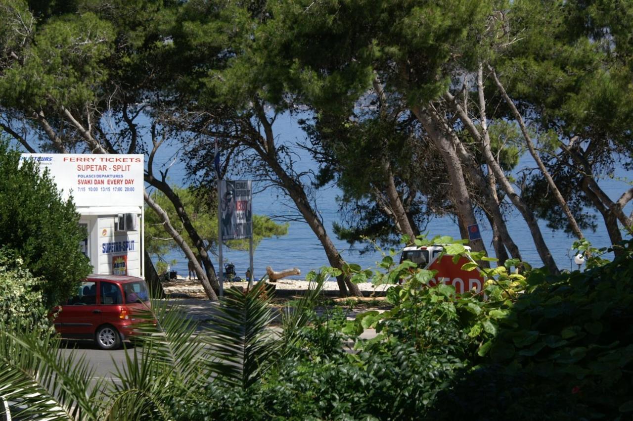 Apartments By The Sea Supetar, Brac - 4274 Buitenkant foto