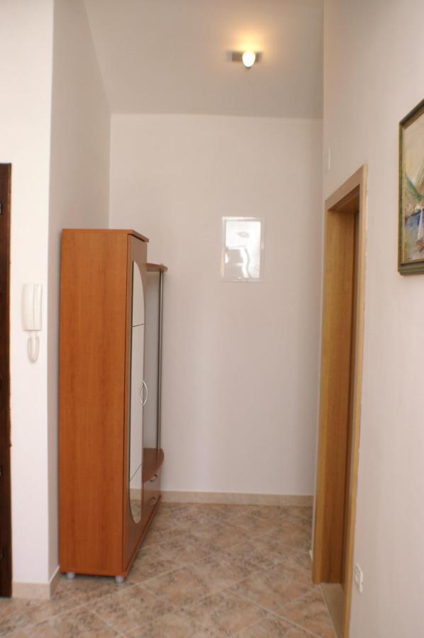 Apartments By The Sea Supetar, Brac - 4274 Buitenkant foto