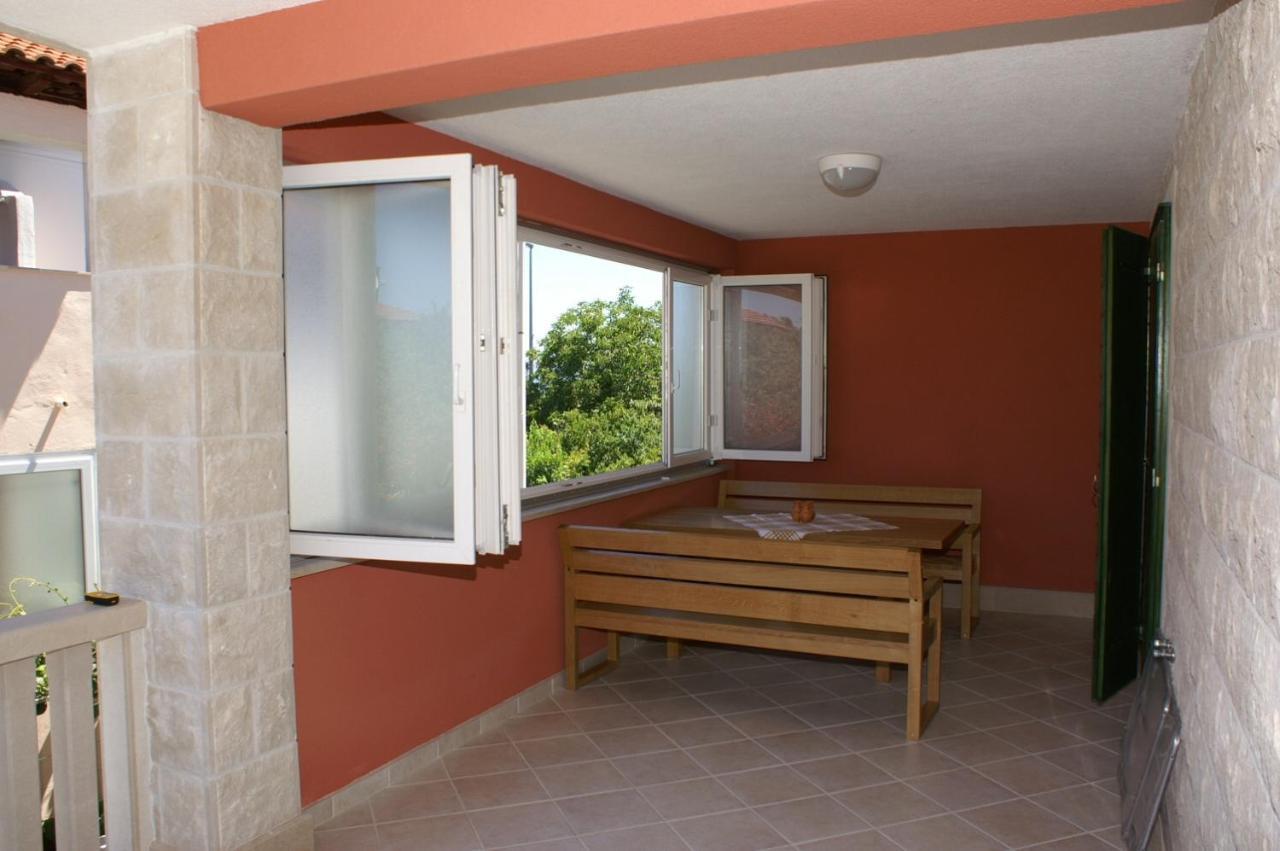 Apartments By The Sea Supetar, Brac - 4274 Buitenkant foto
