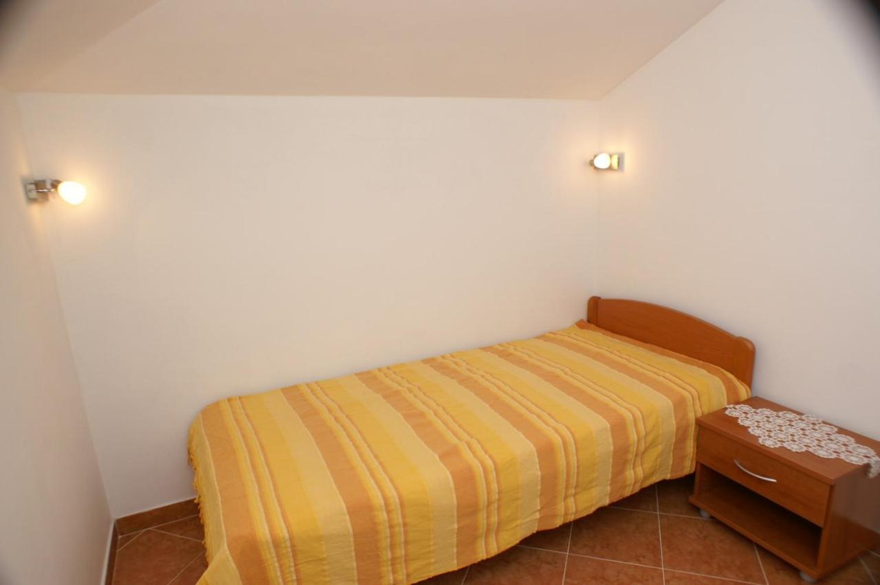 Apartments By The Sea Supetar, Brac - 4274 Buitenkant foto